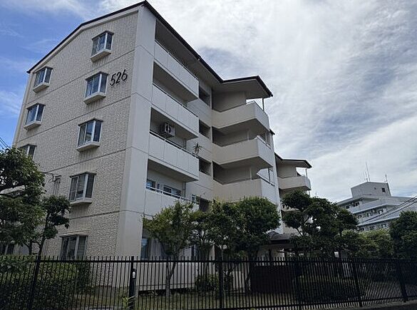 研究学園（5）団地526号棟